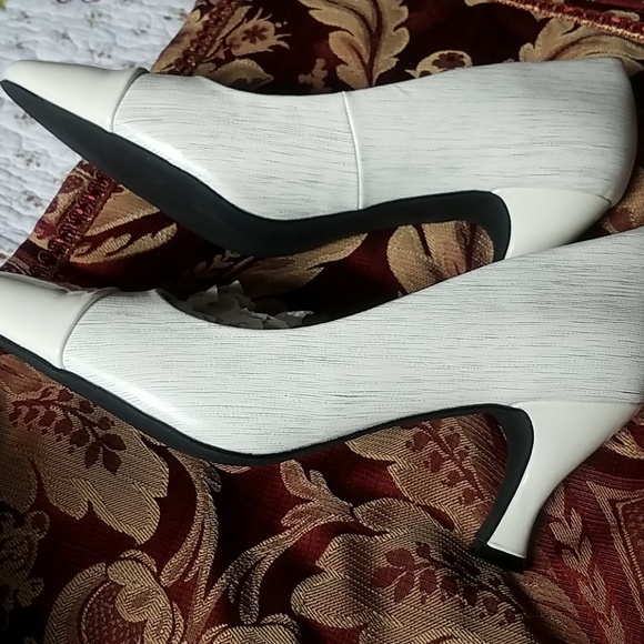 Lady shoes